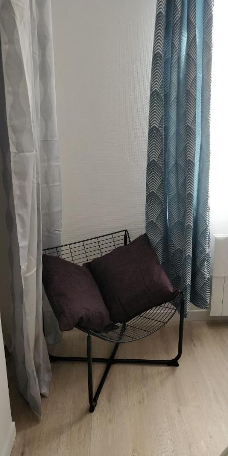 Modern 1 Bedroom Apartment Near The Metro. 塞纳河畔伊夫里 外观 照片
