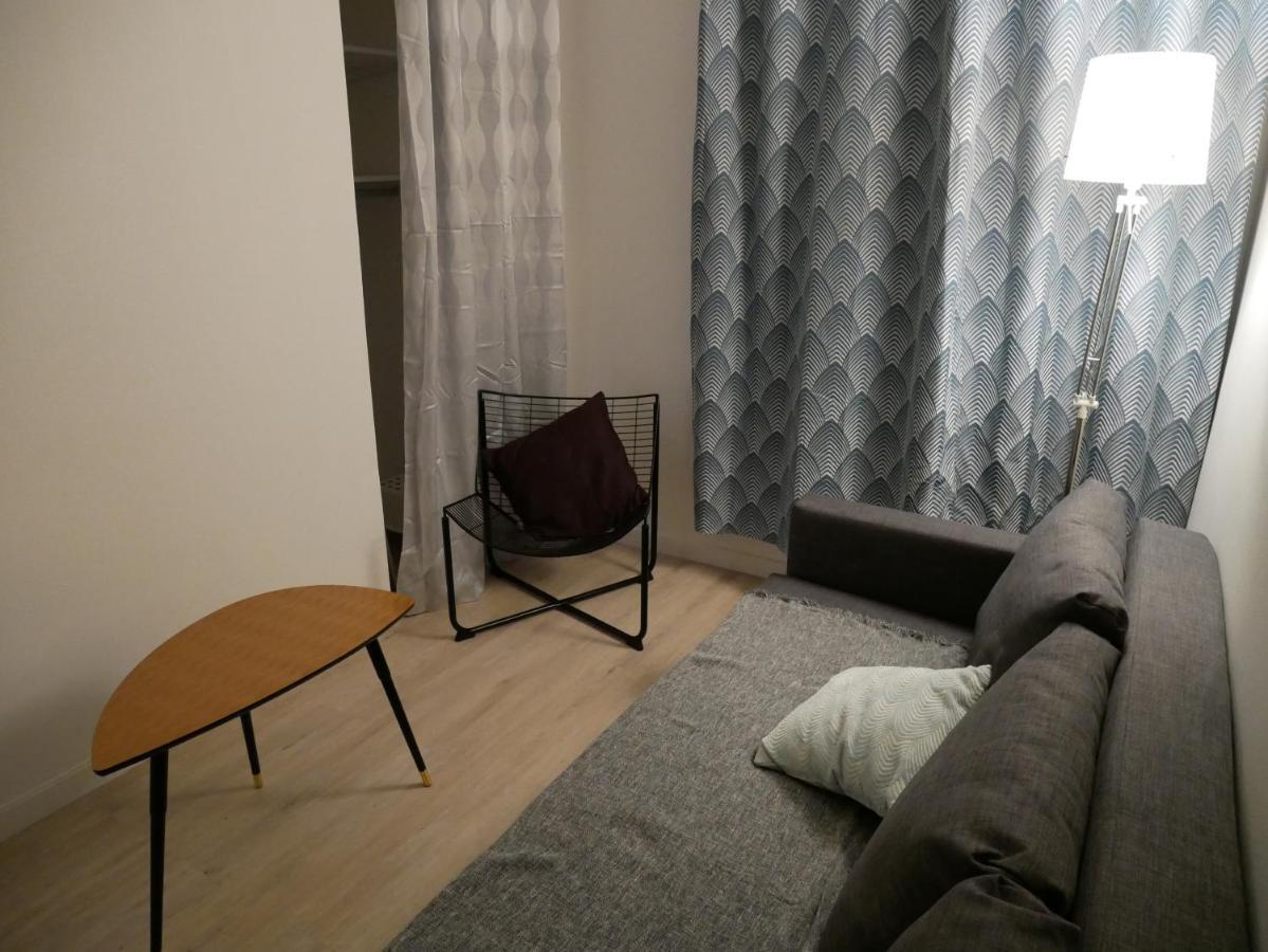 Modern 1 Bedroom Apartment Near The Metro. 塞纳河畔伊夫里 外观 照片