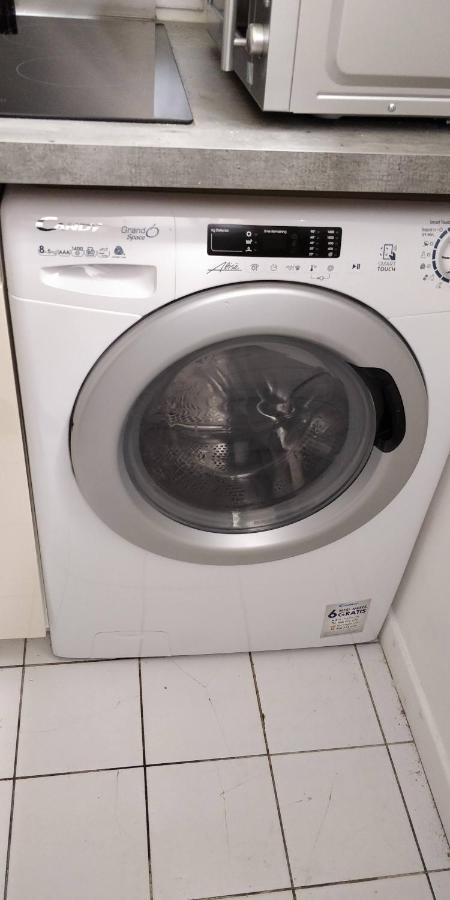 Modern 1 Bedroom Apartment Near The Metro. 塞纳河畔伊夫里 外观 照片