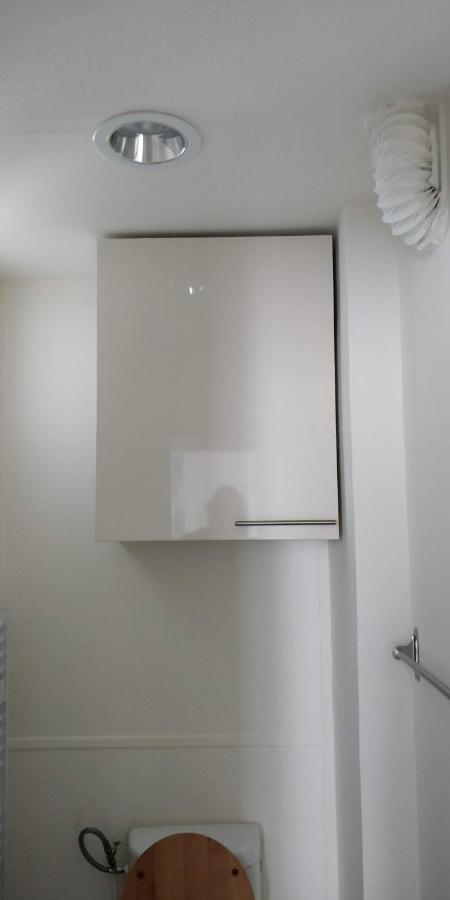 Modern 1 Bedroom Apartment Near The Metro. 塞纳河畔伊夫里 外观 照片